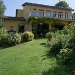 Bed & Breakfast La Maison Aux Fleurs *